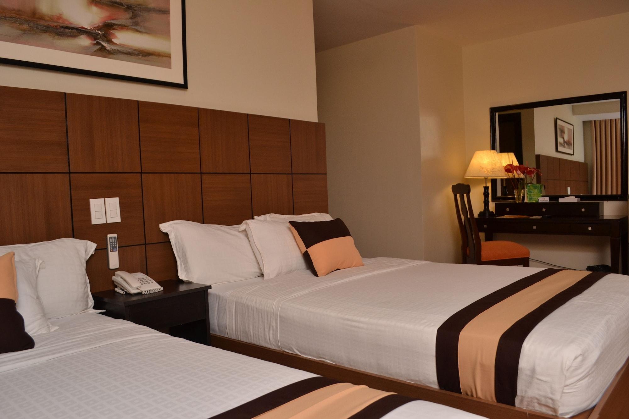 Davao City The Pinnacle Hotel And Suites מראה חיצוני תמונה
