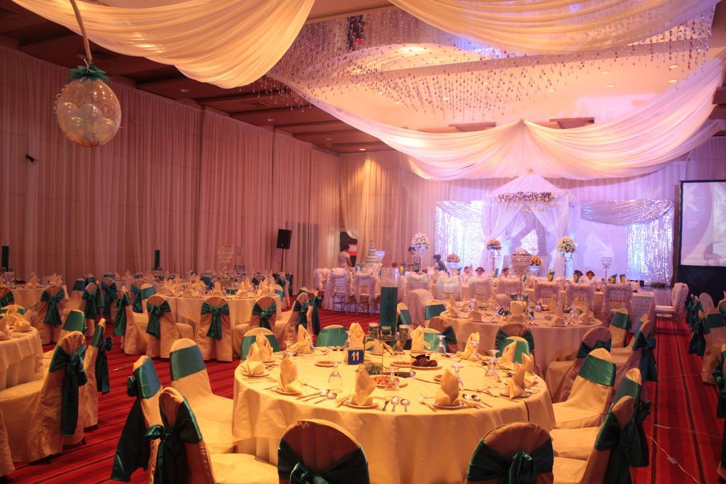 Davao City The Pinnacle Hotel And Suites מראה חיצוני תמונה
